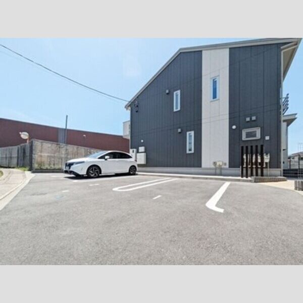 Grand　Calice　(グランカリス) 駐車場