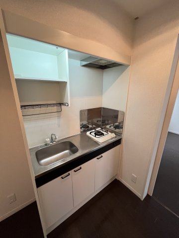 ＬＹＮＸ国領0103号室 キッチン