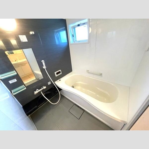 ルーチェ201号室 浴室