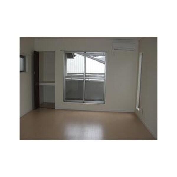 プランドールK201号室 リビング