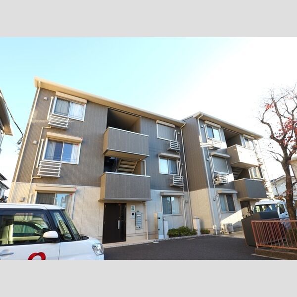 クレストテラス103号室 建物外観