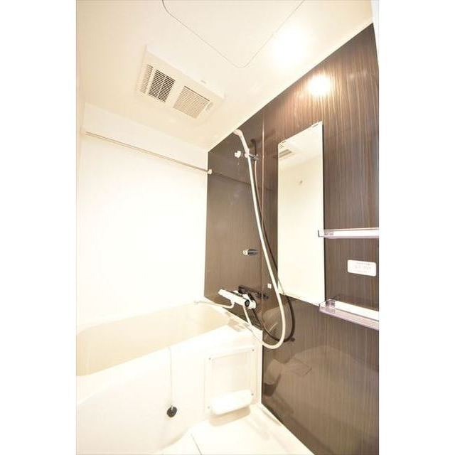 プランドール市川0202号室 内観