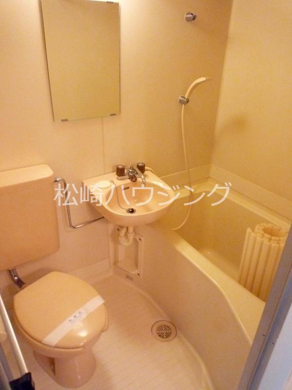 ラ・メゾン中井1階 トイレ