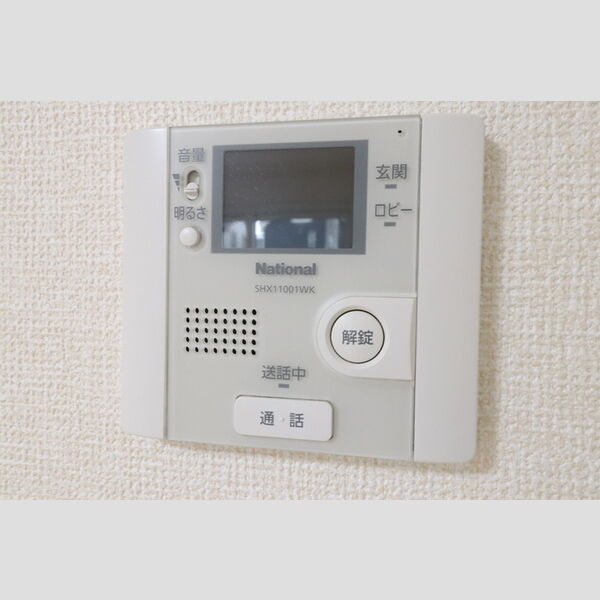 エスペランサ108号室 モニター付きインターホン
