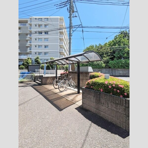 プランドール 駐輪場