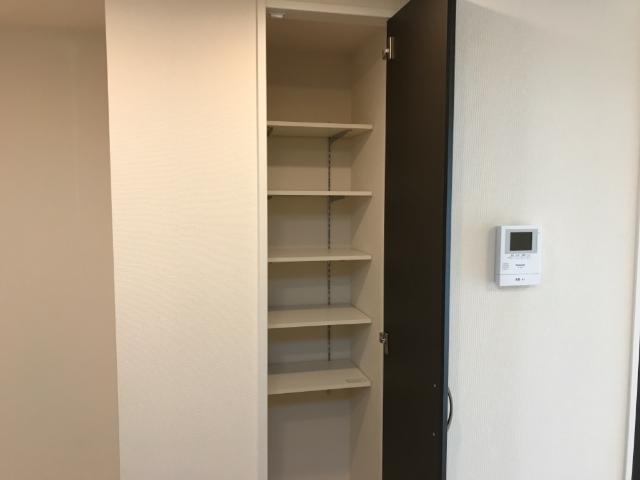 シャンブル 収納