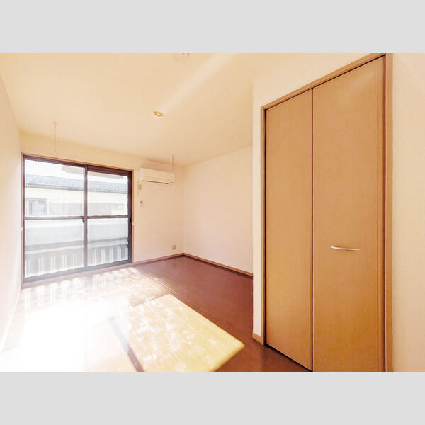 メゾン・ド・アレーズ202号室 同建物別部屋の参考画像