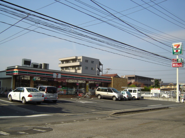 ｉｌｅ　ｖｉｌｌａｇｅ（イル　ヴィラージュ） セブンイレブン大宮宮原3丁目店まで424ｍ