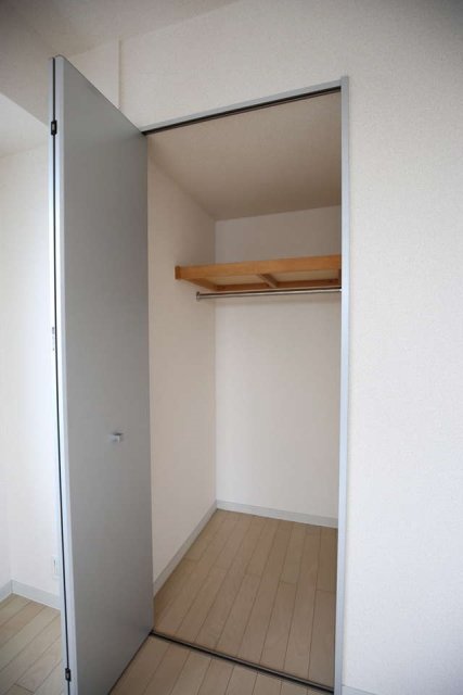 アクシア池袋 クローゼット