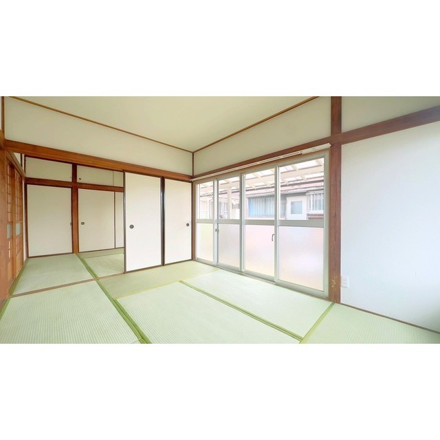伊澤貸家 和室6帖