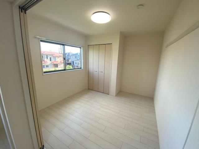 アンナビア 洋室