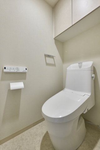 プラウドフラット日本橋馬喰町1405号室 トイレ