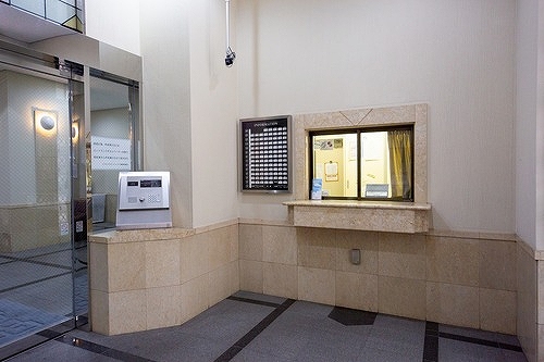 ライオンズステーションプラザ練馬2階 オートロック　※2022年4月撮影