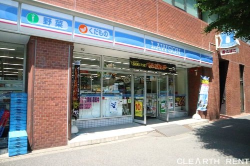 パレステュディオ南麻布10階 【コンビニエンスストア】ローソン 港南麻布店まで332ｍ