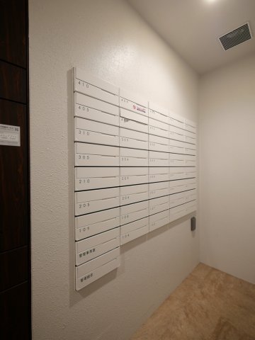 PREMIUM CUBE 中野 外観