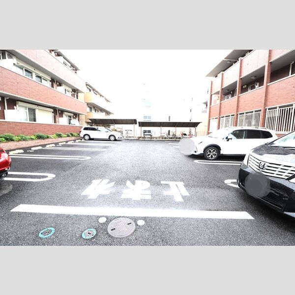 ラルゴ・エスポワール　Ⅱ202号室 駐車場