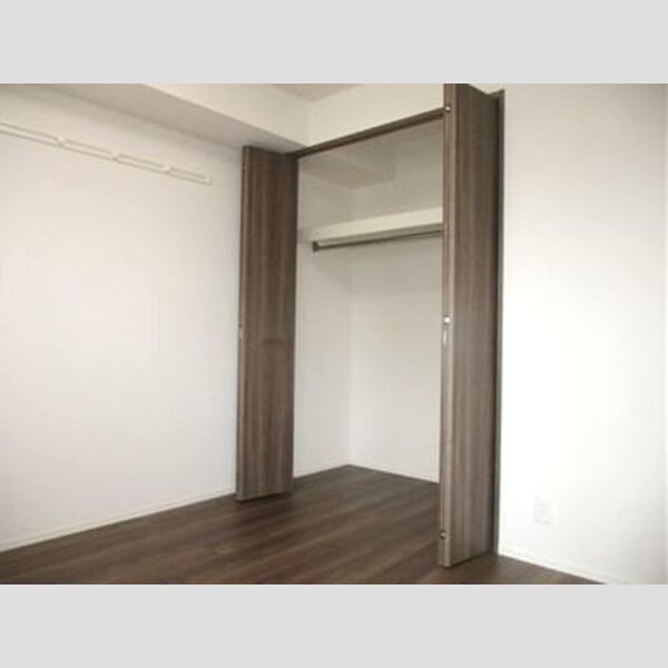 フォレストウッド　A棟202号室 洋室