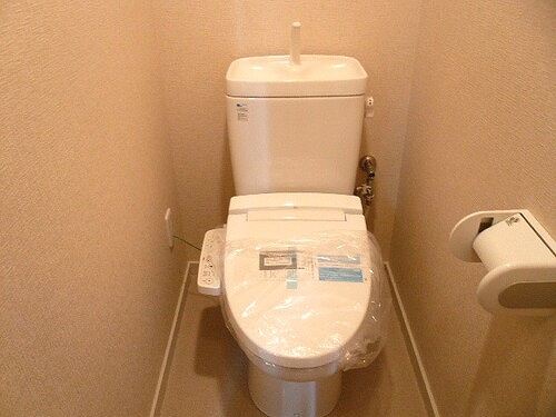 テレパレス日限山3階 トイレ　※2016年5月撮影