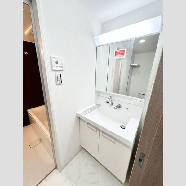 カスタリア西船橋Ⅱ0305号室 洗面所