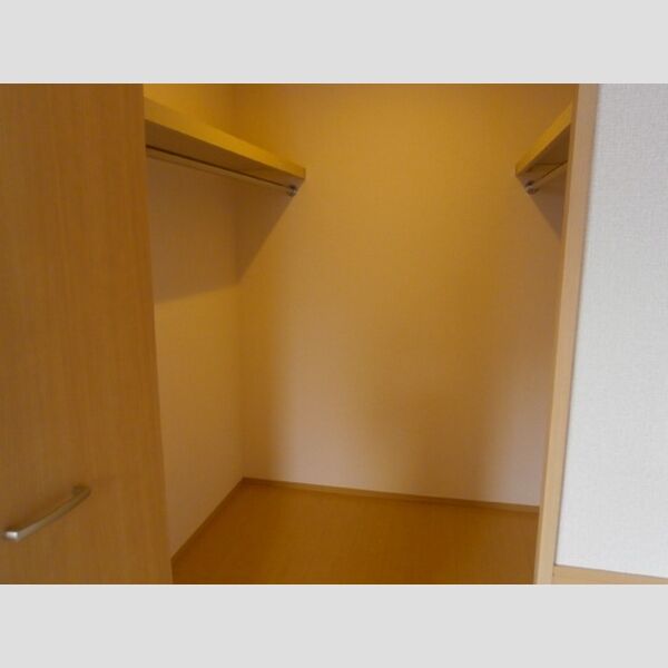 ルピナス103号室 収納