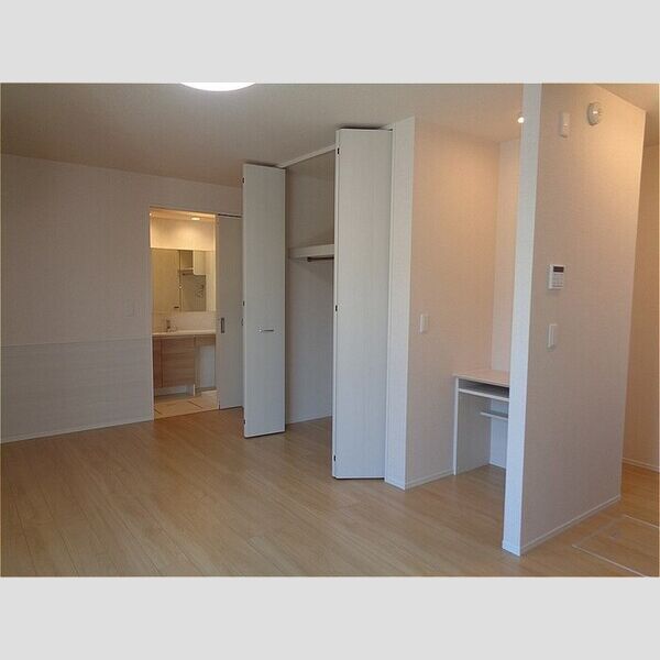 フランボワーズ中島 洋室