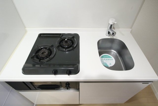 スパシエアランシア亀戸8階 システムキッチン（2口ガスコンロ・グリル付）