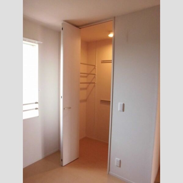 プリムヴェール　十八番館 ワンステップクローゼット