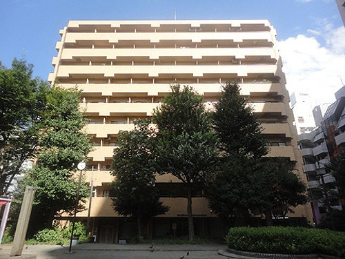 ライオンズマンション新宿東公園3階 外観