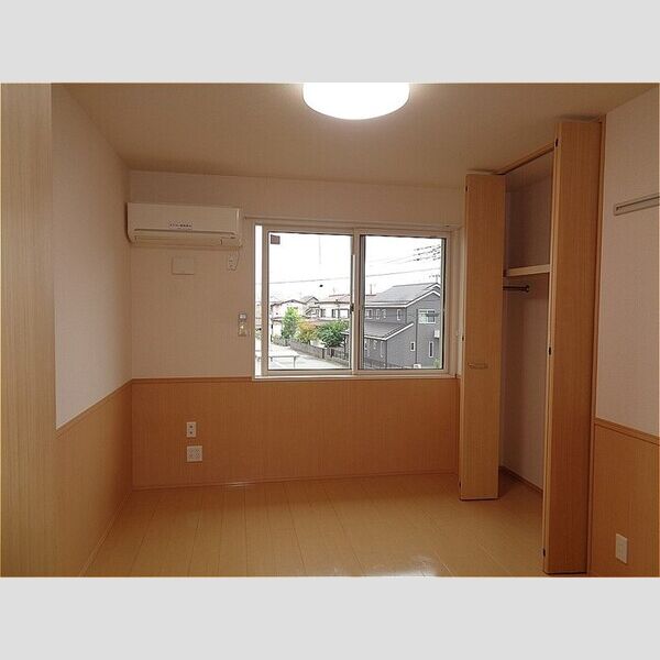 イコアリス202号室 洋室