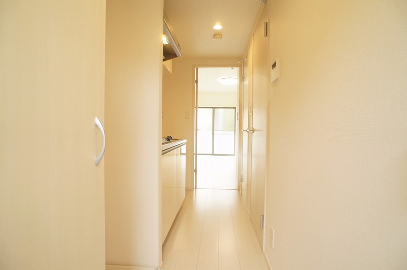 リブリ・サンシャイン希望ヶ丘1階 玄関