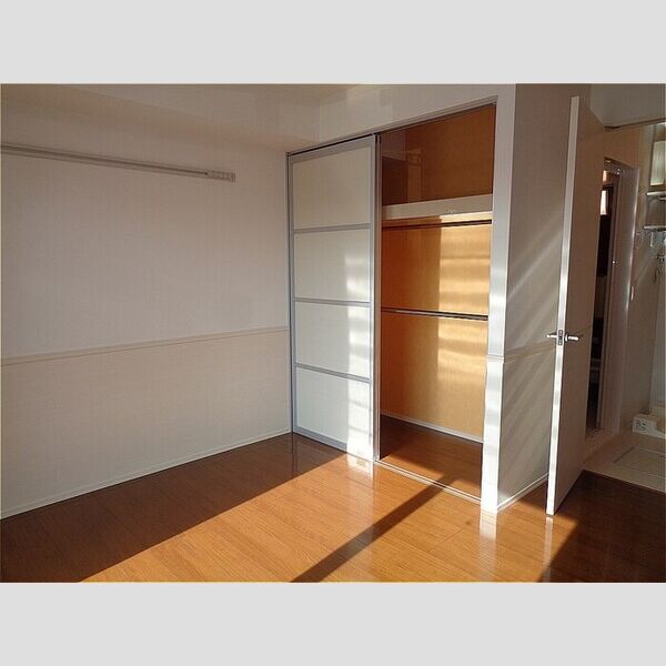 グラン・レーヴ102号室 収納