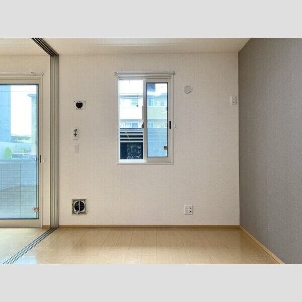 サニーフラット　W102号室 洋間