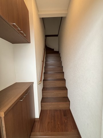 アルページュ 玄関