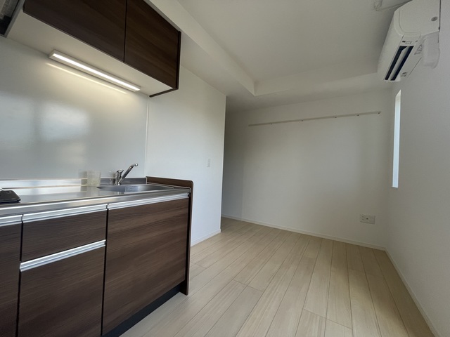 カーサ新高円寺 リビング