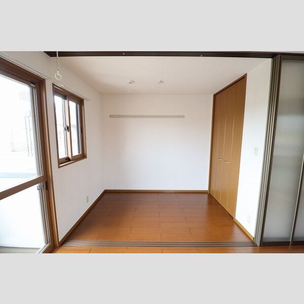 モナリエ201号室 洋室