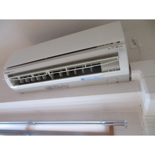 ルビナス・ウエストパレス0203号室 エアコン