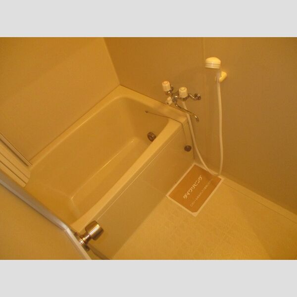 ラフィネ西都賀 浴室