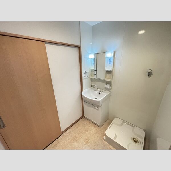 カレッツァⅡ番館 洗面所