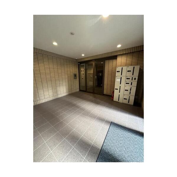 フェリーチェお茶の水 エントランス