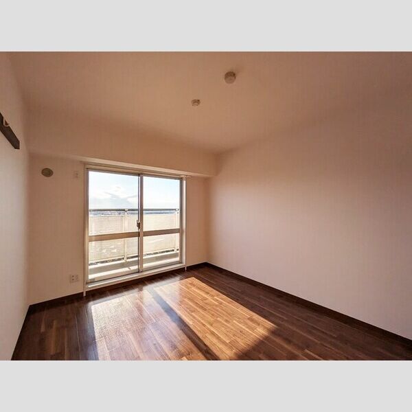 オーシャンビュー壱番館1904号室 洋室