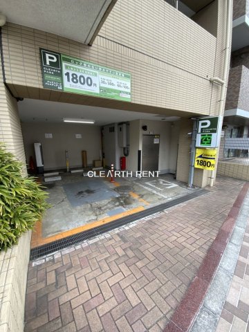 パレステュディオ笹塚 駐車場