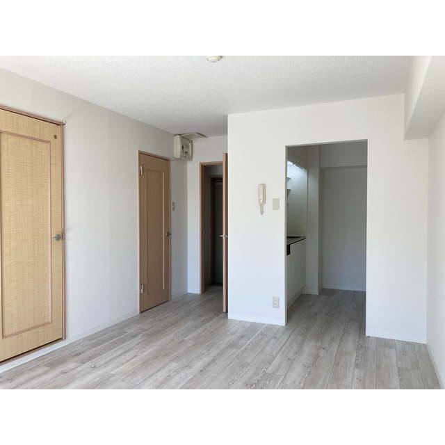 オセアン　ブルー101号室 洋室