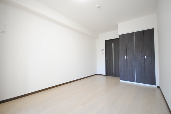 ジュモー京成船橋807号室 リビング