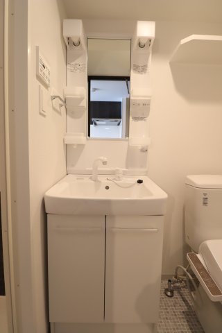 GENOVIA堀切菖蒲園0505号室 洗面