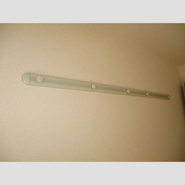 オプス・なのはな108号室 ハングバー