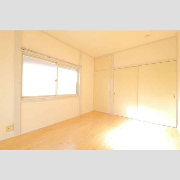 パークサイドUK　Ⅱ 洋室