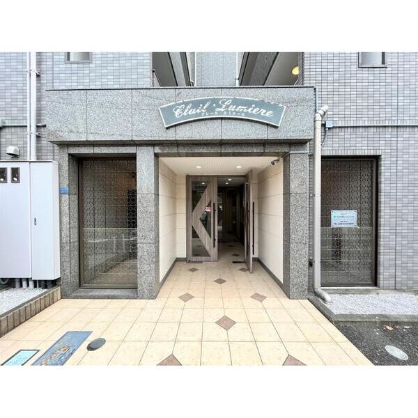 クレール・ルミエール エントランス
