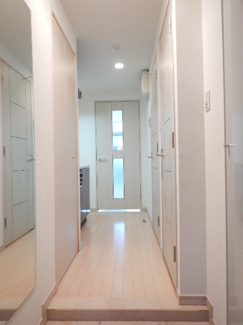 グランド・ガーラ銀座2階 玄関