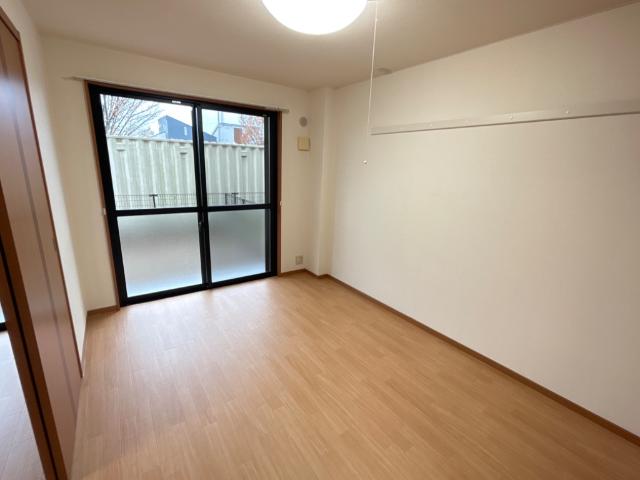 ＴＨ・ルミナス101号室 洋室