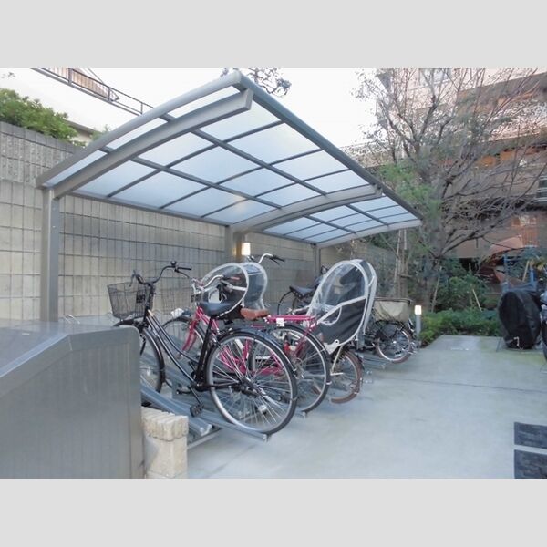 Glanz202号室 駐輪場